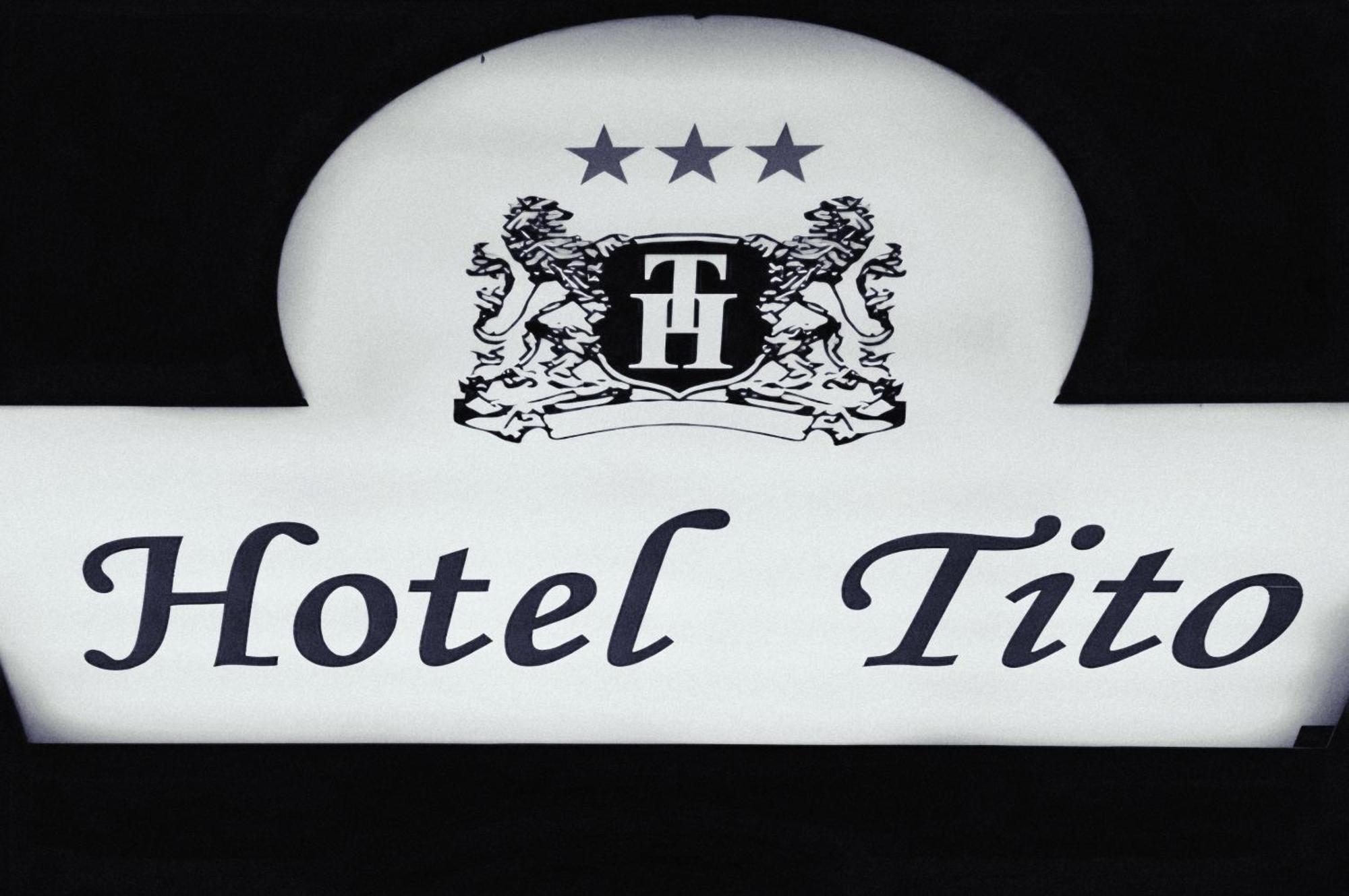 Hotel Tito メストレ エクステリア 写真
